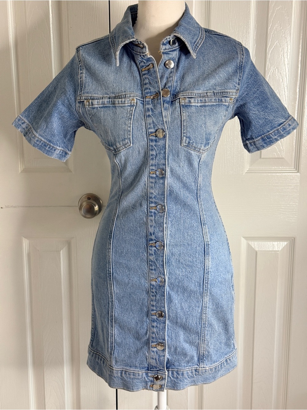 ZARA Light Wash Denim Short Sleeve Button Down Mini Dress S